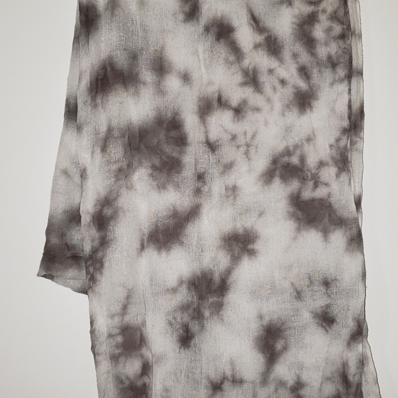 Scarf - Picture 2 of 5